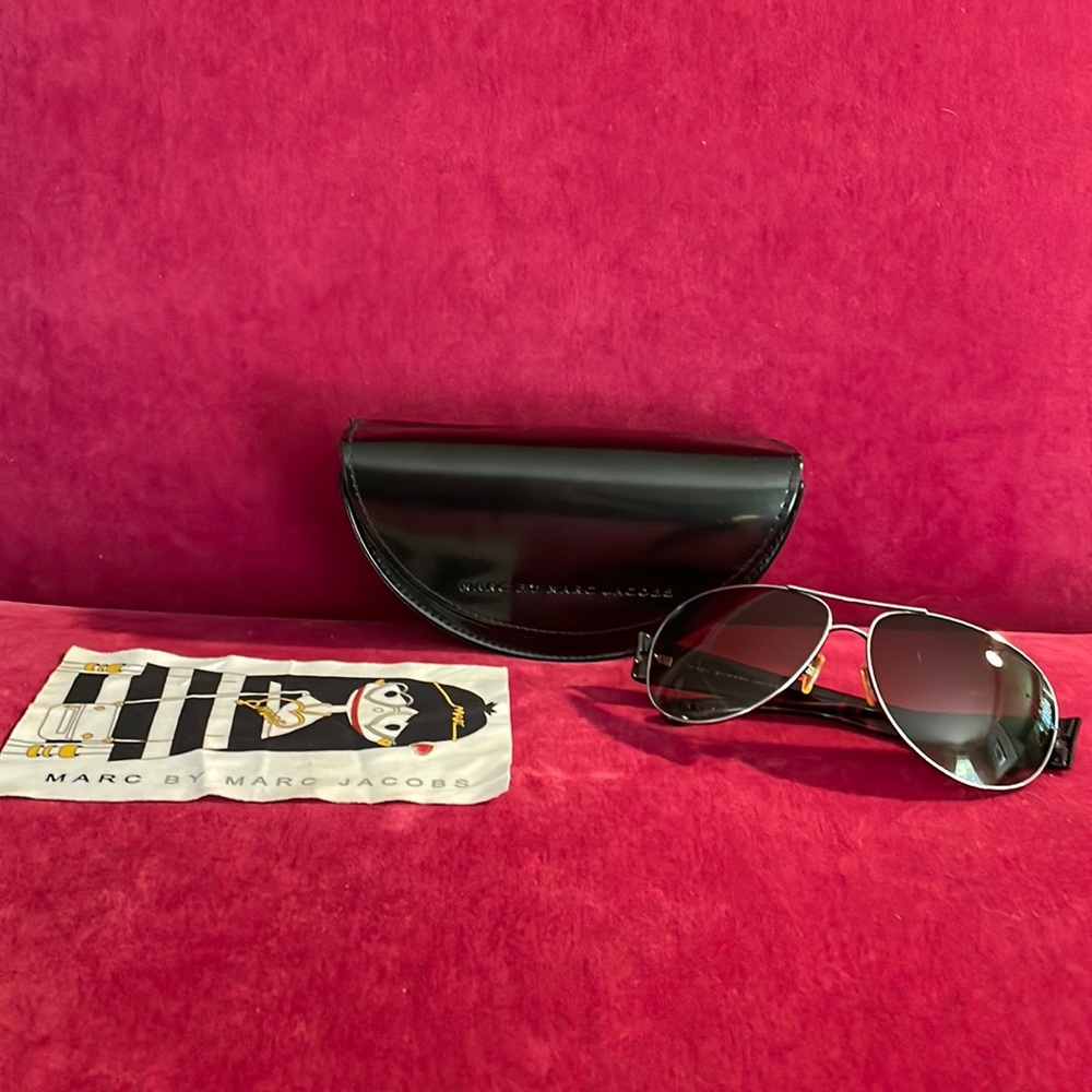 Marc Jacobs sunglasses